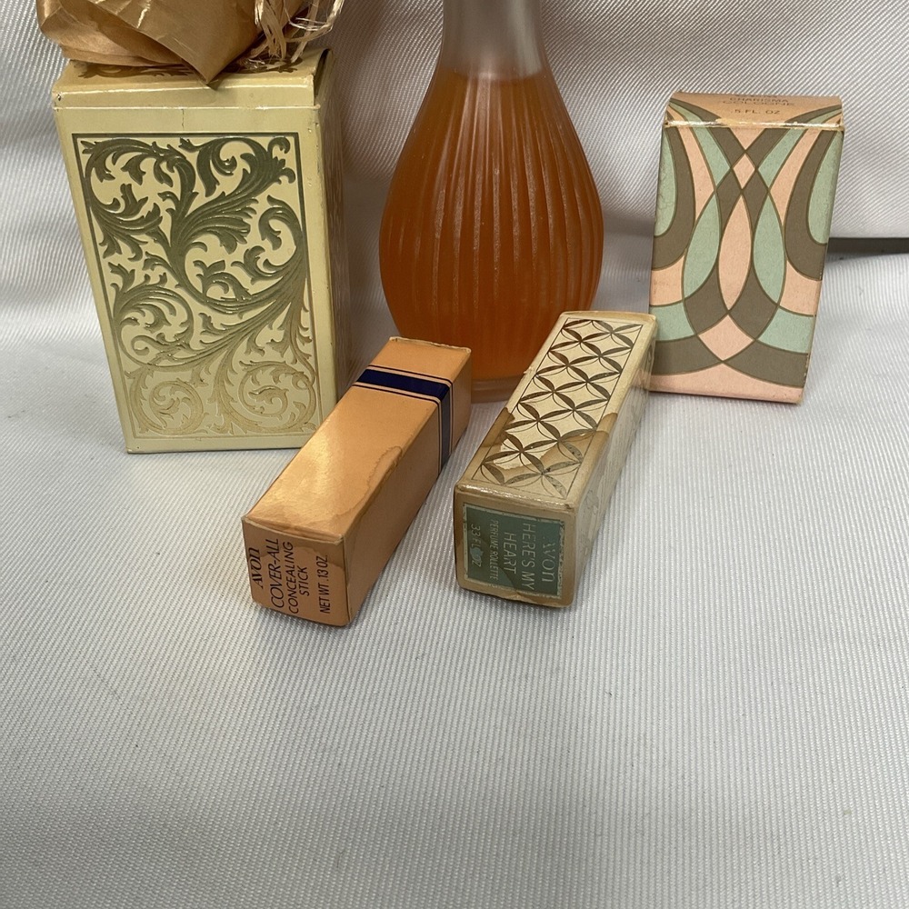 Vintage Avon Lot Elusive Charisma Unforgettable Concealer Here's My Heart - Picture 4 of 16
